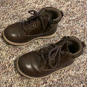 Toddler boys boots.